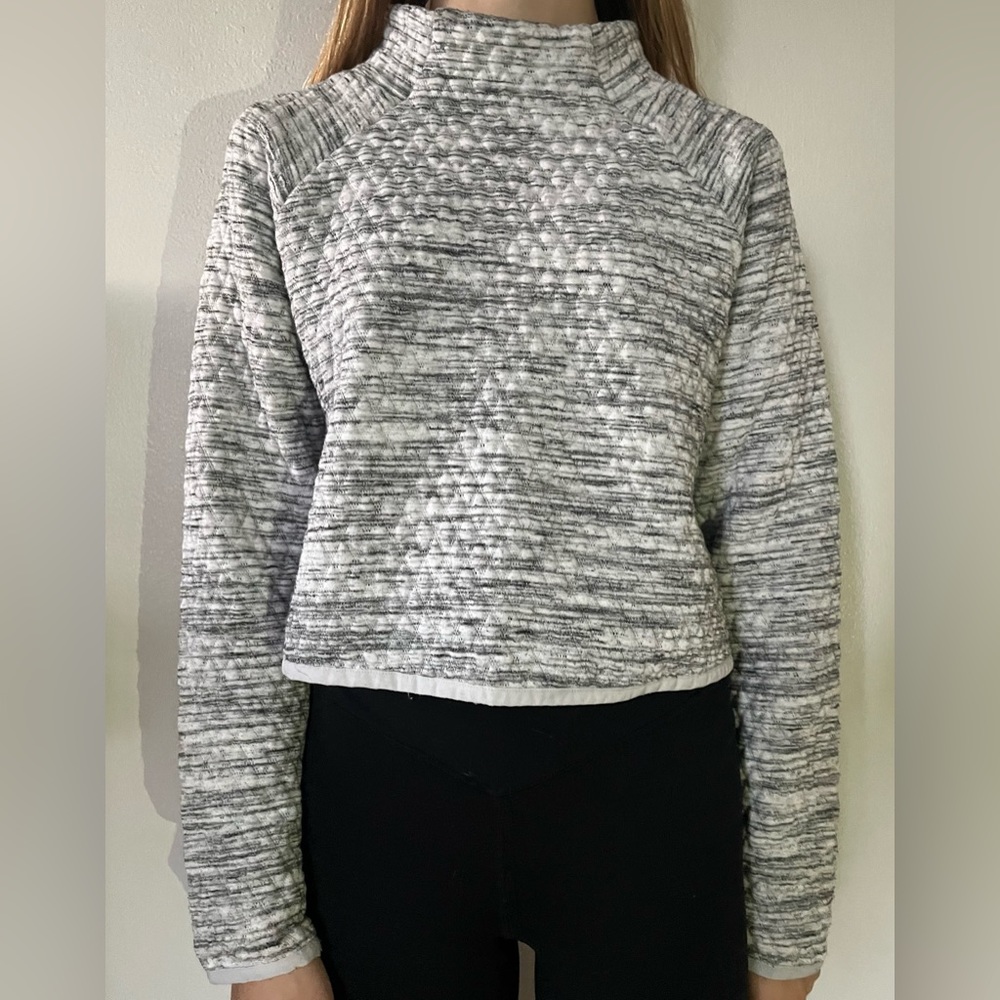 Zella quilted pullover
